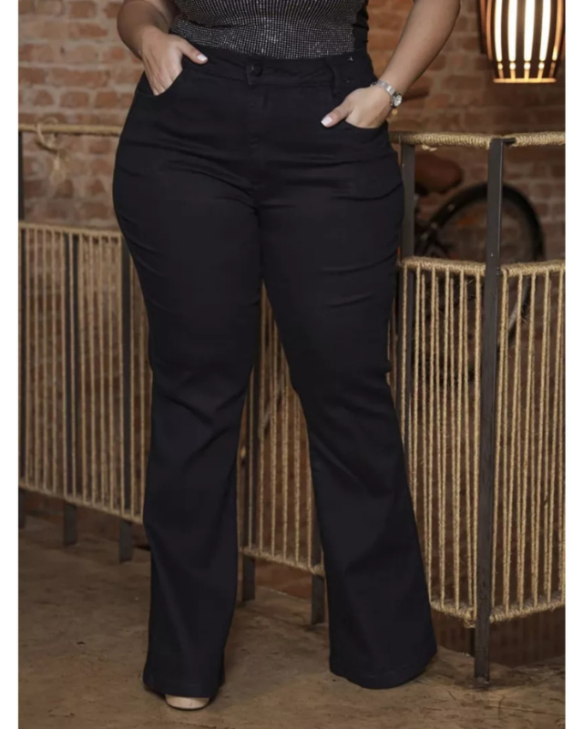Calça Jeans Flare - Efeito Levanta Bumbum